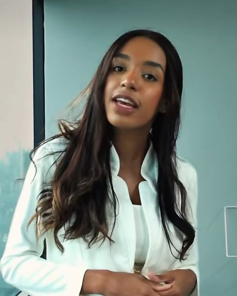 Dra. Giulia Cerqueira
